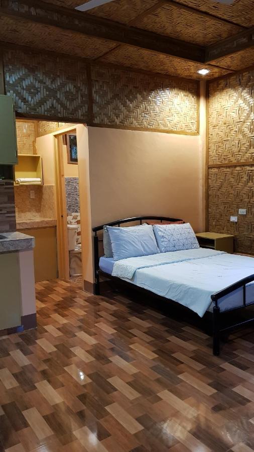 Paco'S Garden Home Stay Mambajao 外观 照片