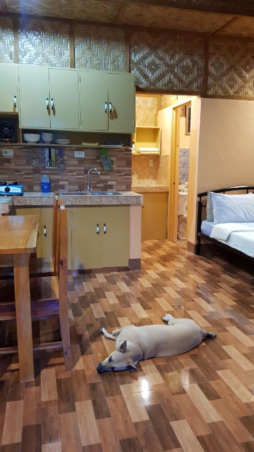 Paco'S Garden Home Stay Mambajao 外观 照片