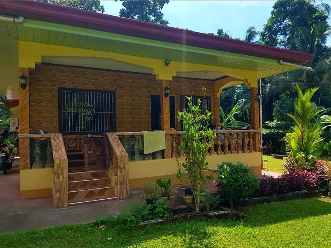 Paco'S Garden Home Stay Mambajao 外观 照片