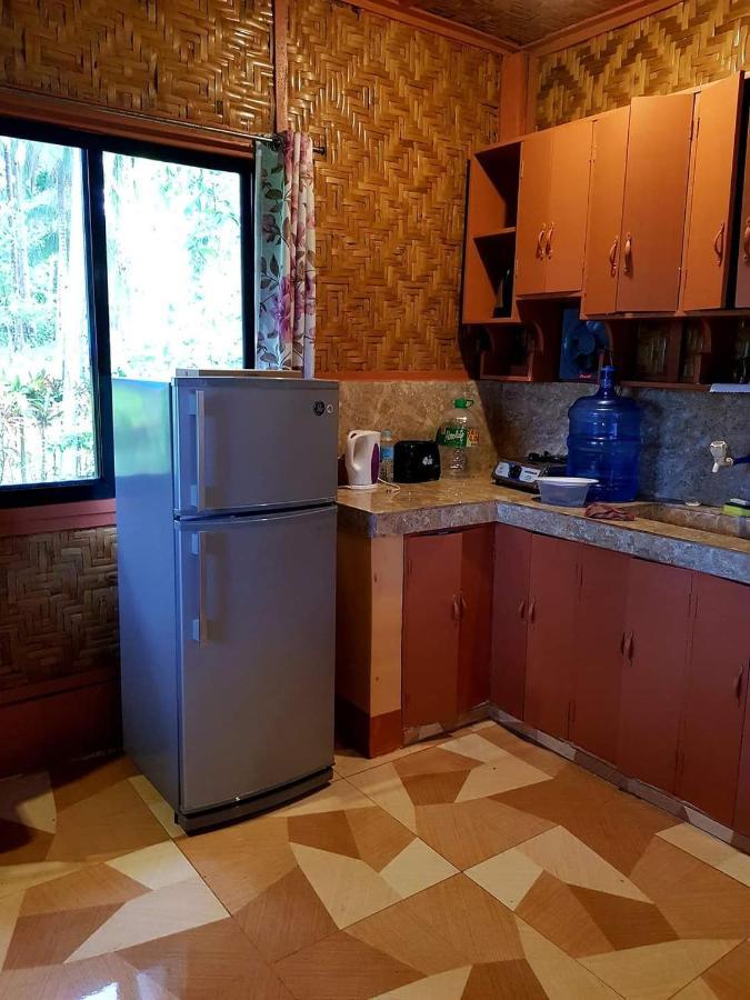 Paco'S Garden Home Stay Mambajao 外观 照片